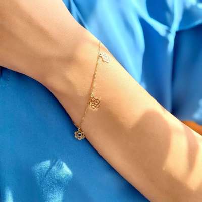 دستبند طرح گل با زنجیر