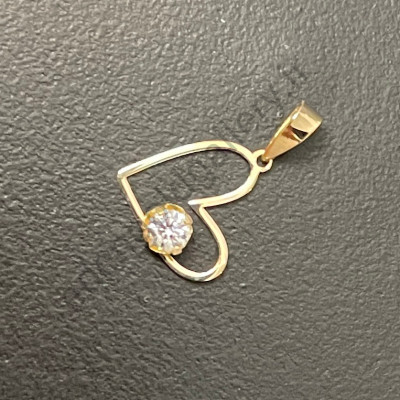 پلاک طلا قلب و نگین